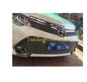Накладка на решетку радиатора и бампер в стиле Bentle Toyota Camry ACV55 2014-