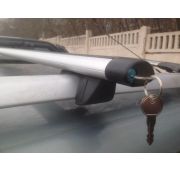 Багажник КРЕПЫШ на рейлинги с аэродинамическими дугами с замком