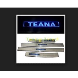 Хром накладки на пороги с подсветкой Nissan Teana J32 2008-2014