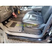 Коврики в салон эко-кожа двойные Nissan Armada 2006-