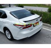 Спойлер на крышку багажника Toyota Camry XV70 2018-