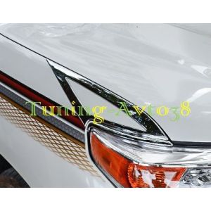 Хром накладки на передние крылья Toyota Land Cruiser J200 2012-2015