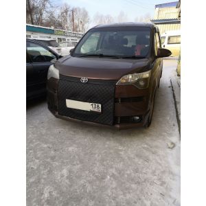 Утеплитель радиатора Toyota Spade 2012-
