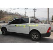 Молдинги на двери ( хром ) нижние SsangYong Actyon Sports 2006-2008