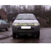 Накладка на решетку радиатора ( трубочки ) d 10 Mitsubishi L200 / L200 Club Cab 2010-